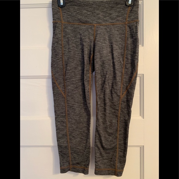 Cropped ATHLETA leggings - Picture 1 of 1